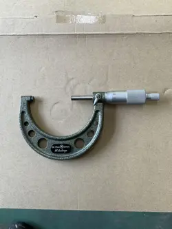 RANGE 0.01MM SCALE