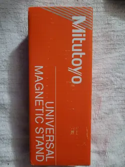 MITUTOYO 7033B UNIVERSAL MAGNETIC STAND