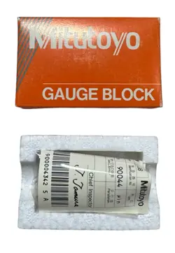 MITUTOYO .105