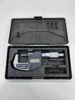 MITUTOYO 293-831-30 DIGITAL MICROMETER 0-1