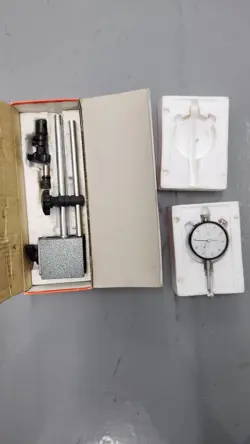 7010S MAGNETIC BASE