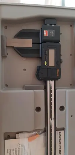 552-302-10 DIGITAL CALIPER