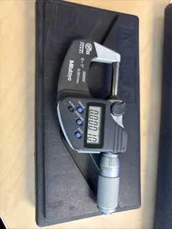 MITUTOYO 293-335 DIGITAL MICROMETER