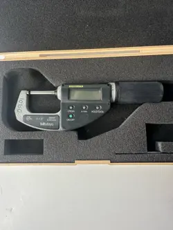 WORKS NEEDS BATTERY
