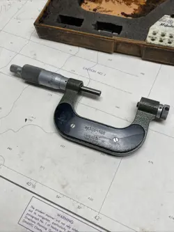 MITUTOYO 1-2”