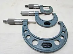 THREE MITUTOYO