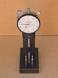 MITUTOYO .001