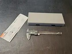 MITUTOYO DIGITAL CALIPER 500-136 CD-6