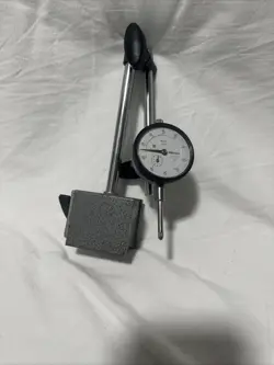 MITUTOYO 64PKA079 MAGNETIC STAND WITH DIAL INDICATOR 1