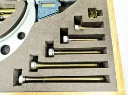 MICROMETER SET W/