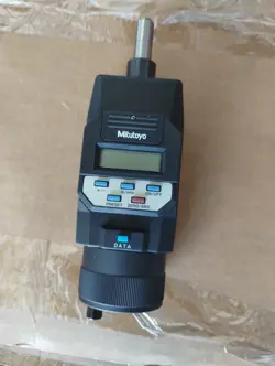 MITUTOYO DIGITAL MICROMETER 164-162 0-2