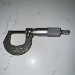 MITUTOYO 103-260 OUTSIDE MICROMETER, INCH, FRICTION THIMBLE, 0-1