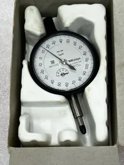 MITUTOYO 2109S-10 DIAL INDICATOR 0.001MM DIV/1MM RANGE USED GOOD CONDITION