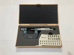 MITUTOYO SCREW THREAD MICROMETER NO. 126-137 0-1