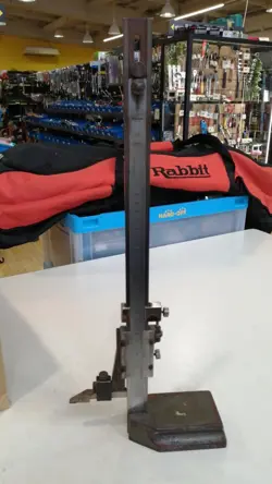 TIP LIGHTWEIGHT PRECISE
