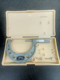 MITUTOYO MICROMETER 2