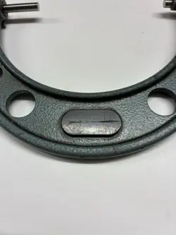 USED MITUTOYO OUTSIDE