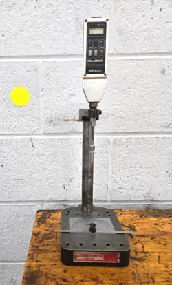ADJUSTABLE MODEL: IDU-1025E