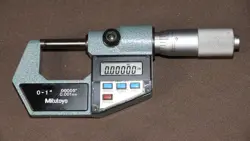 MITUTOYO 293-761-10 DIGITAL ELECTRONIC MICROMETER 0-1