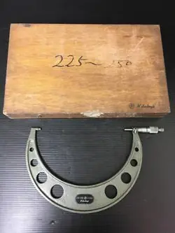 USED ITEM MITUTOYO MICROMETER 103-146 OM-250 MEASUREMENT T2503 ITLBVJIEXBHY