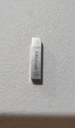 7MM MITUTOYO STEEL