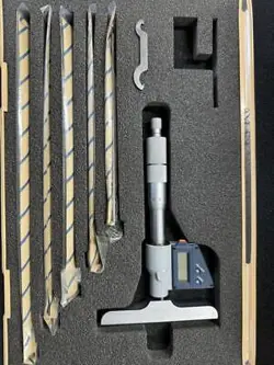 MITUTOYO DIGITAL DEPTH METER