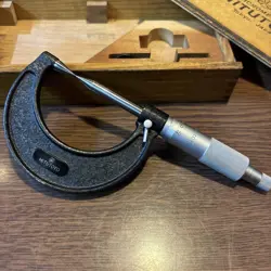 MITUTOYO MICROMETER 0-25MM RANGE 0.01MM ACCURACY PRECISION MEASURING TOOL 1 INCH