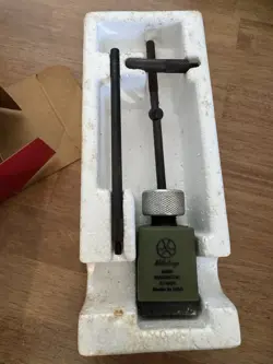 7022 MAGNETIC STAND