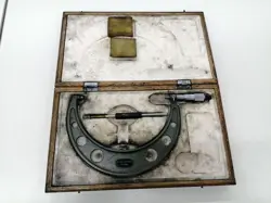 OM-200 103-144 MICROMETER