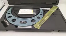 OM-225 MICROMETER