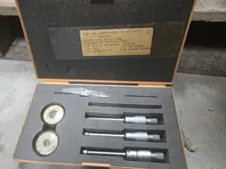 MITUTOYO 368-921 SERIES 368 HOLTEST THREE-POINT INTERNAL MICROMETER SET .275-.5