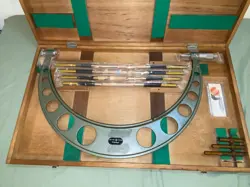 MITUTOYO 400-500MM METRIC OUTSIDE MICROMETER SET 104-143 NOS