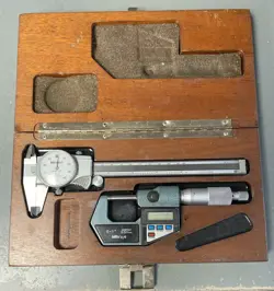 DIAL CALIPER DIGITAL