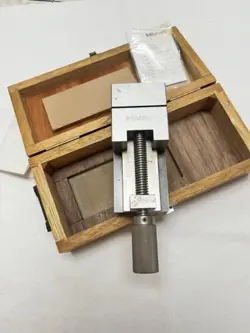 MY PERSONAL MITUTOYO 986-101 PRECISION SCREW VISE IN CASE MACHINIST TOOL & DIE