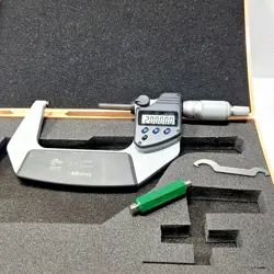 DIGITAL MICROMETER USED