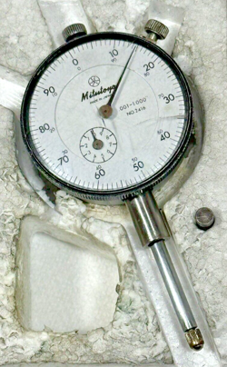 MITUTOYO DIAL INDICATOR 2416. GOOD WORKING CONDITION.   FLAT TIP. LENS CRACKEDX2
