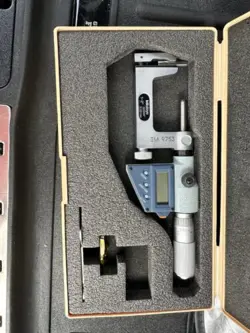 MITUTOYO DIGITAL PIN MICROMETER 1-2