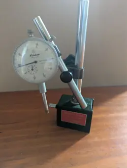 7010A MAGNETIC BASE