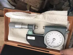 MITUTOYO DIAL INDICATING MICROMETER 0-25MM