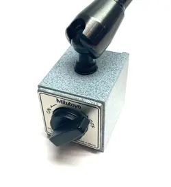 7032B