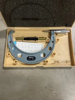 MITUTOYO OUTSIDE MICROMETER 103-182
