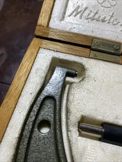 MITUTOYO MECHANICAL OUTSIDE