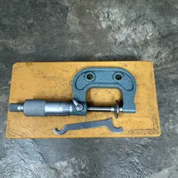 MACHINIST ROTATING SPINDLE