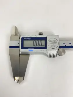 DIGITAL CALIPER