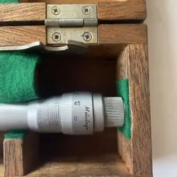 MITUTOYO 3-POINT HOLE