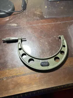 OUTSIDE MICROMETER FULLY
