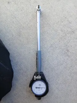 INTERNAL MICROMETER SPECIFICALLY