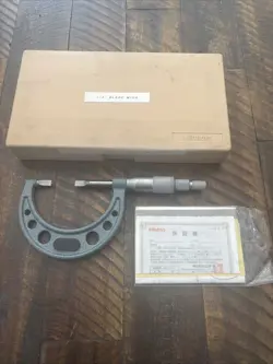 MITUTOYO BLADE MICROMETER 1-2” X .0001” NO. 122-126