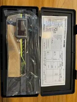 DIGITAL CALIPER MITUTOYO 100M NEW SOLAR CD-SD10CT JAPAN