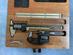 500-196-20 DIGITAL MICROMETER